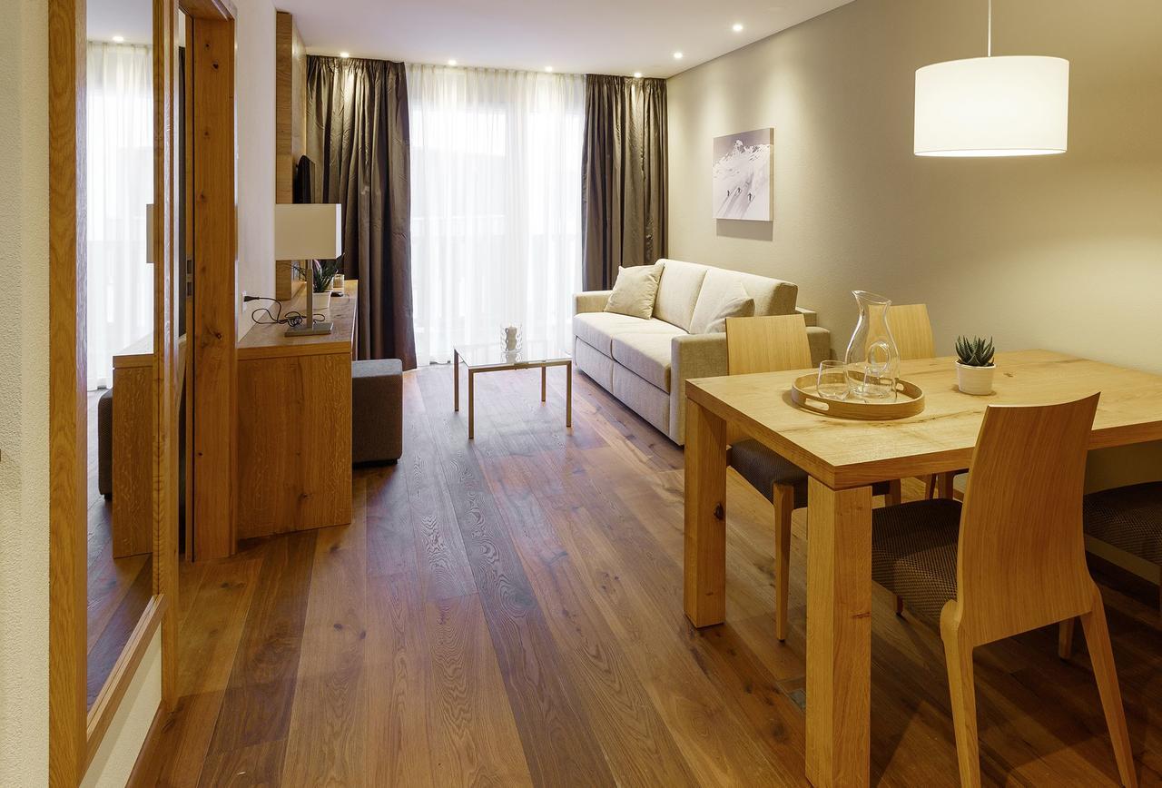 Hotel Crown Andermatt Exterior foto
